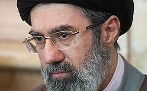 伊朗新領袖穆吉塔巴在莫斯科？傳俄軍機秘密運送、普丁宮殿手術