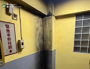 嘉義縣政府停車場遭縱火！民眾及時撲滅 警方查緝中 