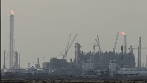 伊朗打仗卡達遭殃！液化天然氣出口受創、17%產能遭癱瘓 年損約200億美元