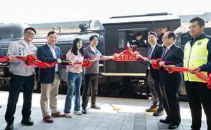 跑行程再拉抬縣長參選人 賴清德：陳瑩要去擘劃花東未來 