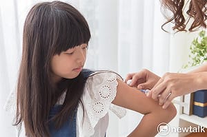 英國爆流腦群聚釀2死  疾管署：暫不發旅遊警示  前往易感染區宜接種疫苗