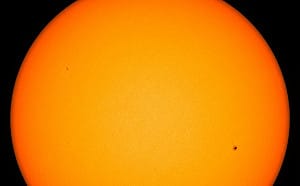 中度磁暴來襲！氣象署發布「太空天氣警訊」影響15小時