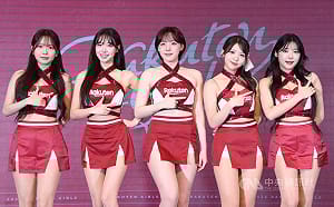 樂天女孩韓籍五本柱成軍　金佳垠甜喊：來看我