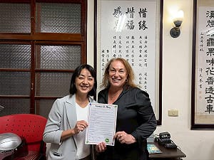 王婉諭獲頒「遊戲證書」　發文直指台灣青少年「空間不足」 