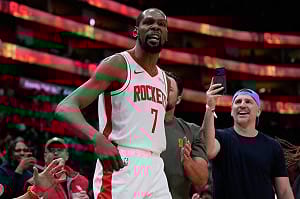 杜蘭特生涯奪3萬2294分　超越喬丹位居NBA史上第5