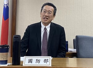 顧立雄：不期待20萬架無人機能打島嶼防衛、用「長單」建立產業鏈 