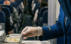 英航空乘客「與屍共飛」13小時氣味難耐？黃軒曝關鍵：這時間點剛好「有味道」