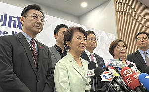 和鄭麗文不同調! 盧秀燕：軍購應通過8千億至1兆元、別再等發價書