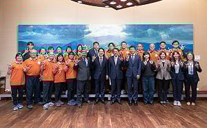 今年將辦台灣手語認證測驗 賴清德：語料庫已建立2萬個詞彙