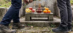 2026清明掃墓懶人包！「4生肖犯太歲」要注意　命理師示警：一定要早去早離