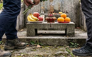 2026清明掃墓懶人包！「4生肖犯太歲」要注意　命理師示警：一定要早去早離