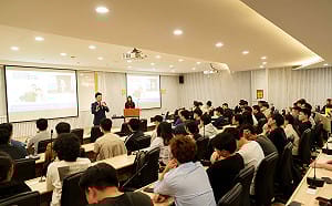 念政治系沒出路？江啟臣一句話破迷思：幾乎沒有邊界