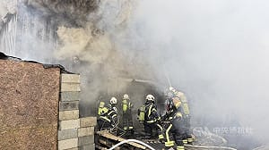 桃園大溪燒烤店火警 20歲男客酒後留店休息成焦屍