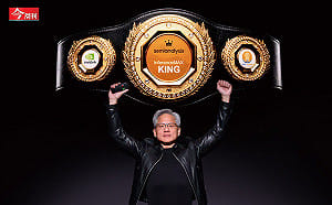 輝達黃仁勳高舉「王者金腰帶」！AI代工「2小時標準化組裝」時代，鴻海、緯創...台廠如何搶食1兆美元商機？