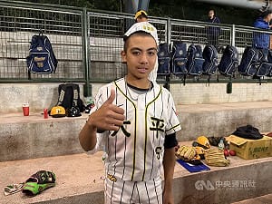 謝國城盃少棒陳恩宇延長賽穩守　屏東大平晉4強