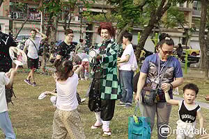 最強「爸氣」接班人歐政豪  兒童節前化身「炭治郎」與親子共度夢幻泡泡派對