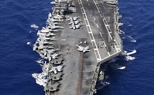 林肯號多兵跳海自殺? 美軍批謠言 : 那些「落水」的都救起來了 「這艦」急救援