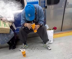 北捷車廂內喝珍奶還狂吐珍珠！超噁行徑將挨罰  網友指認：是慣犯