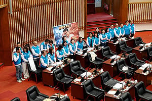 批高市議會民進黨團抹紅柯志恩     國民黨團：彈劾敲響綠色獨裁警鐘