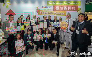 黃偉哲四天來回快閃倫敦 率台南隊進軍英國食品展