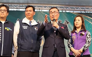 勤跑基層拚戰2026 李四川自嘲「找頭路」 