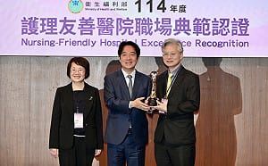 總統親自頒獎！台中榮總奪首屆「護理友善」典範獎　新進護理師留任率95%關鍵曝光