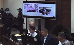 律師稱柯文哲騎腳踏車上班不會貪污 「這中國高官」也跟阿北一樣...但貪了近10億元