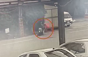 外送員慘死遭疑比中指摔車？消防粉專：這2細節恐是「最後求救」