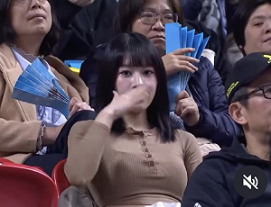 PLG場邊畫面爆紅! 領航猿啦啦隊長游敏Umia被認出 大方秀舞引熱議