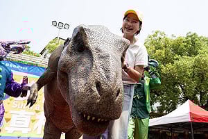 「笑得真柯愛」兒童節活動最終場 柯志恩鳳山與親子同樂