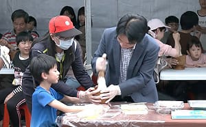 亞太棒球場攤商招標風波 賴清德出手：盼讓球迷開心進場