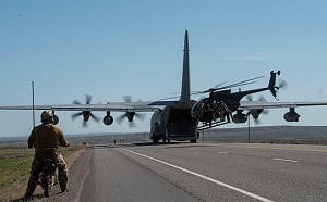 救援代價巨大！兩C-130遭美軍親手炸毀 五角大廈未來採用「這飛機」.....