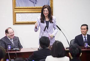 直播》鄭麗文今訪中6天5夜行程曝光! 10：00召開｢和平之旅｣記者會