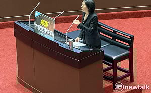 再度上演「空氣質詢」 李貞秀哽咽：一起阻止毀憲亂政賴政府繼續惡搞