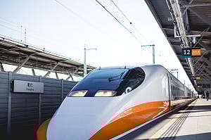 4/10購票！高鐵母親節加開30列車  加碼8班「大學生5折優惠」