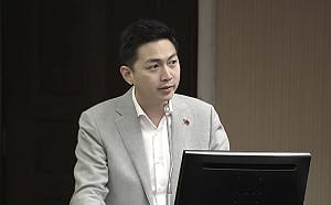 廖偉翔憂光電板汰舊換新導致管理基金收支不平  彭啓明：「提前汰換」業者自負