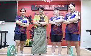 高雄鼓山高中舉重隊3姝入選國家隊    挺進2026世青賽拚佳績