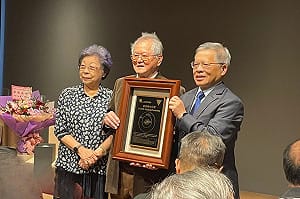 自然與人文並融　中央大學命名「黃春明小行星」