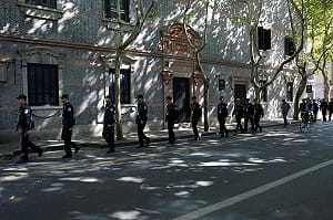 習率常委到上海 高鐵沿線封閉300米 網民嘲諷