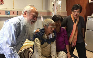 晚年受洗基督教！戴振耀：履行對母親的承諾