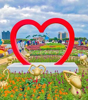 圓光寺百年慶典   桃園花彩節結合互相輝映