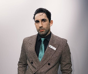 百萬YTR酷陷職場爭議！合作6年經紀人揭私下真面目：他是個願意傾聽的老闆