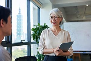 勞動部放寬「五五就業促進措施」資格　修正4項資格條件鼓勵銀髮族重返職場
