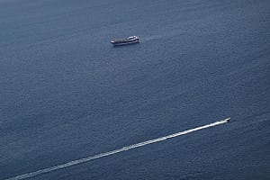 傳中東油國準備重啟經荷莫茲海峽出口 中油已租賃油輪