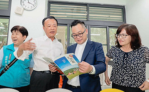 (影)宣布參選基隆市長第100天  童子瑋端育兒「生托養學」政見