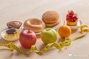 食品健康一次看懂！食藥署：下半年推出「紅黃綠標示」