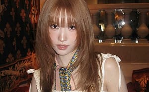 Twice傷員再加一！Momo牙痛「臉腫硬撐完巡演」