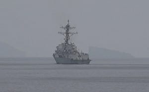 美軍宣稱2驅逐艦穿越荷姆茲海峽掃雷開新航道  出招：今晚22時封鎖