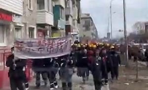 「普丁幫幫我」 中國工人在俄遠東地區示威抗議遭欠薪
