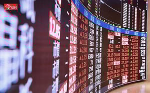 台股迎史上最旺第一季！廣達、緯創、聯強...成長強勁、本益比仍低的10檔績優生出列